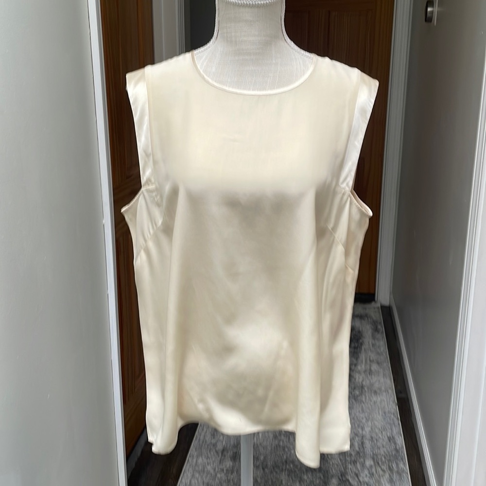 Lafayette 148 New York cream tank